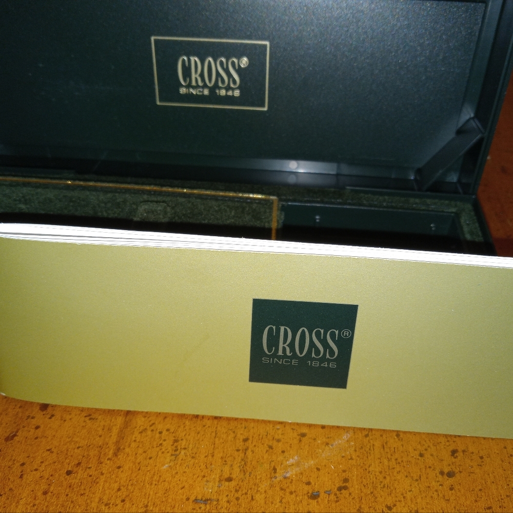 Cross Box - Picture 4 of 16